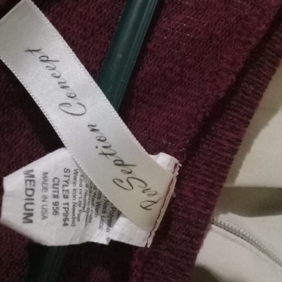 PerSeption Concepts knit sweater - Picture 3 of 3